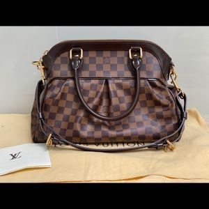 ❌SOLD!❌⭐️ Louis Vuitton Trevi PM! ⭐️